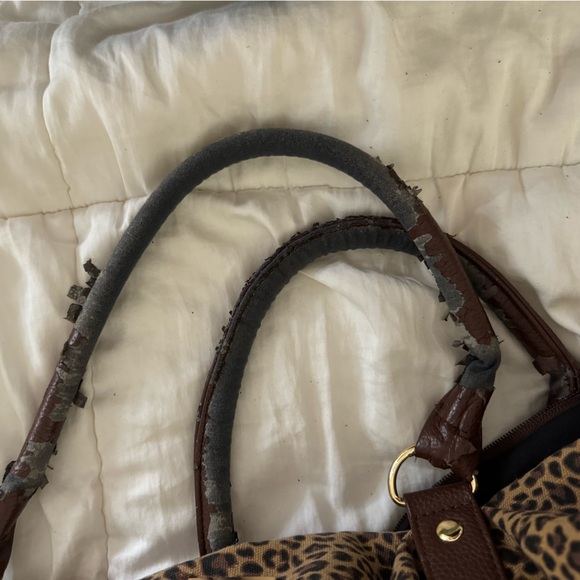 Cheetah Duffel Bag - Picture 10 of 10